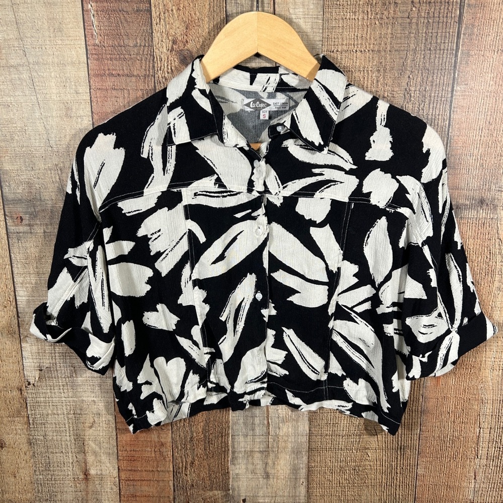 Lee Cooper Oversized Abstract Mod Floral Shirt Small Black White Boxy Crop